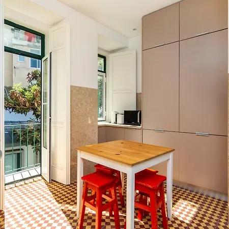 Whome | Mouraria Deluxe Apartment